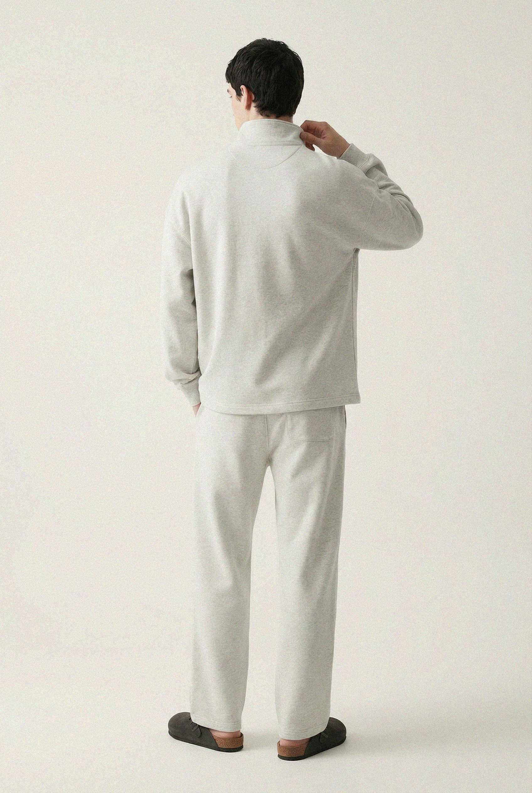 Rolled-Edge Half-Zip Fleece